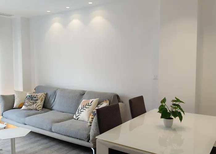 Vinalopo Con Parking Privado En El Edificio إلتشه